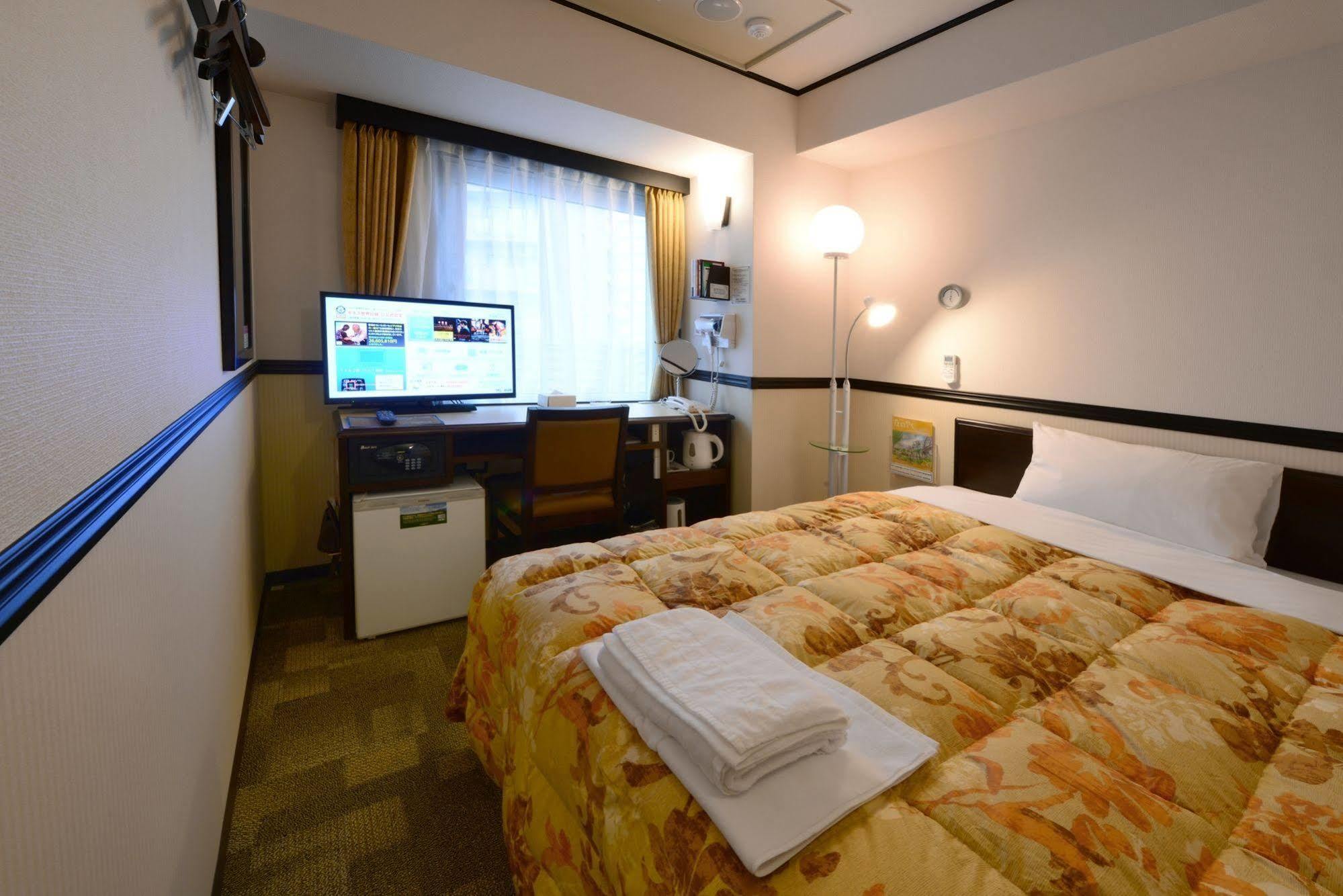 Toyoko Inn Gifu-hashima-eki Shinkansen Minami-guchi Hashima  Exterior foto